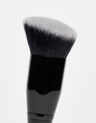 elf Camo Liquid Blush Brush