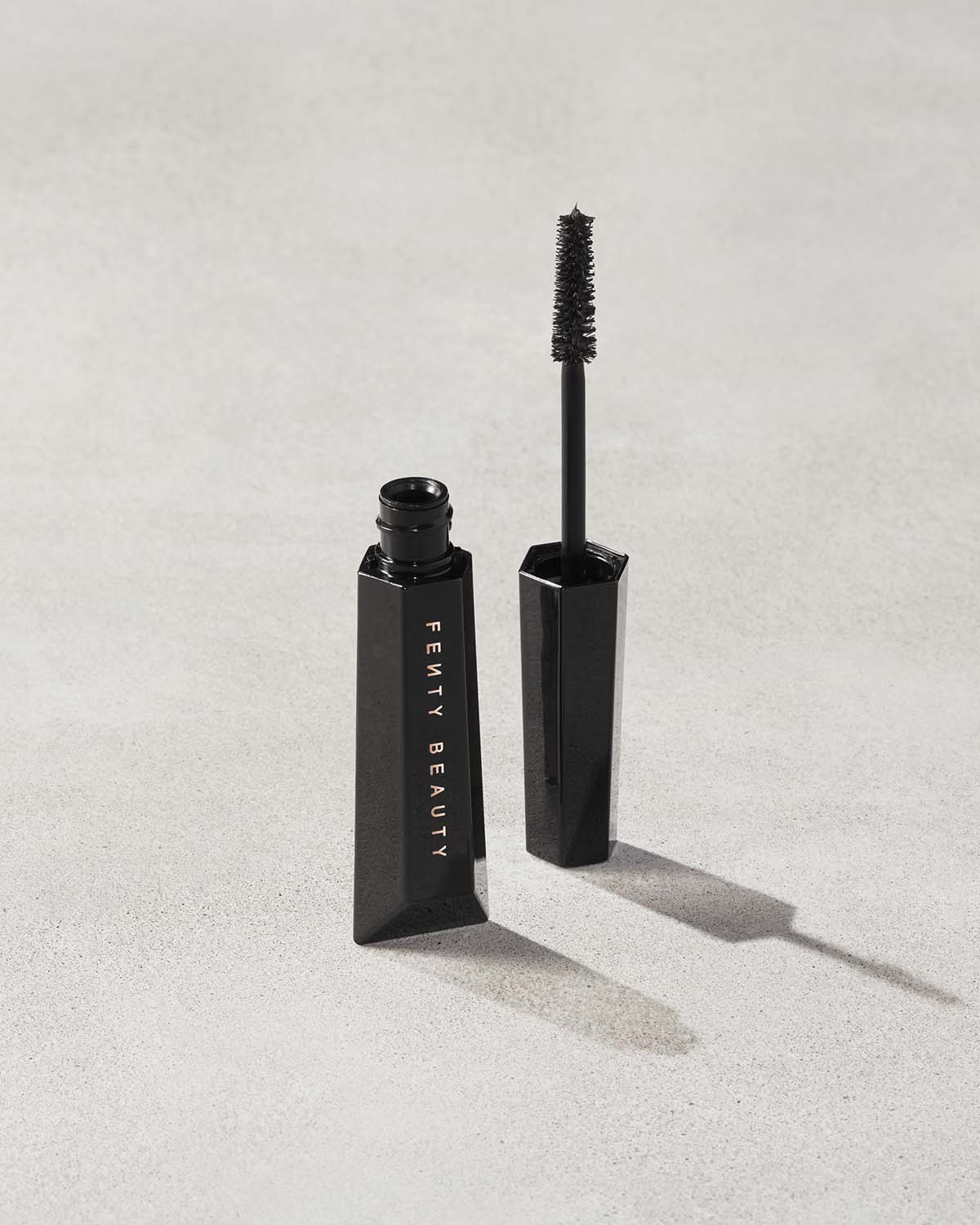 Fenty Beauty Hella Thicc Mascara 10mL