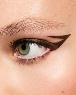 Fenty Beauty Fine Linez Lash Line-Enhancing Eyeliner