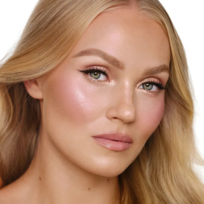 Charlotte Tilbury Hollywood Glow Glide Face Architect Highlighter