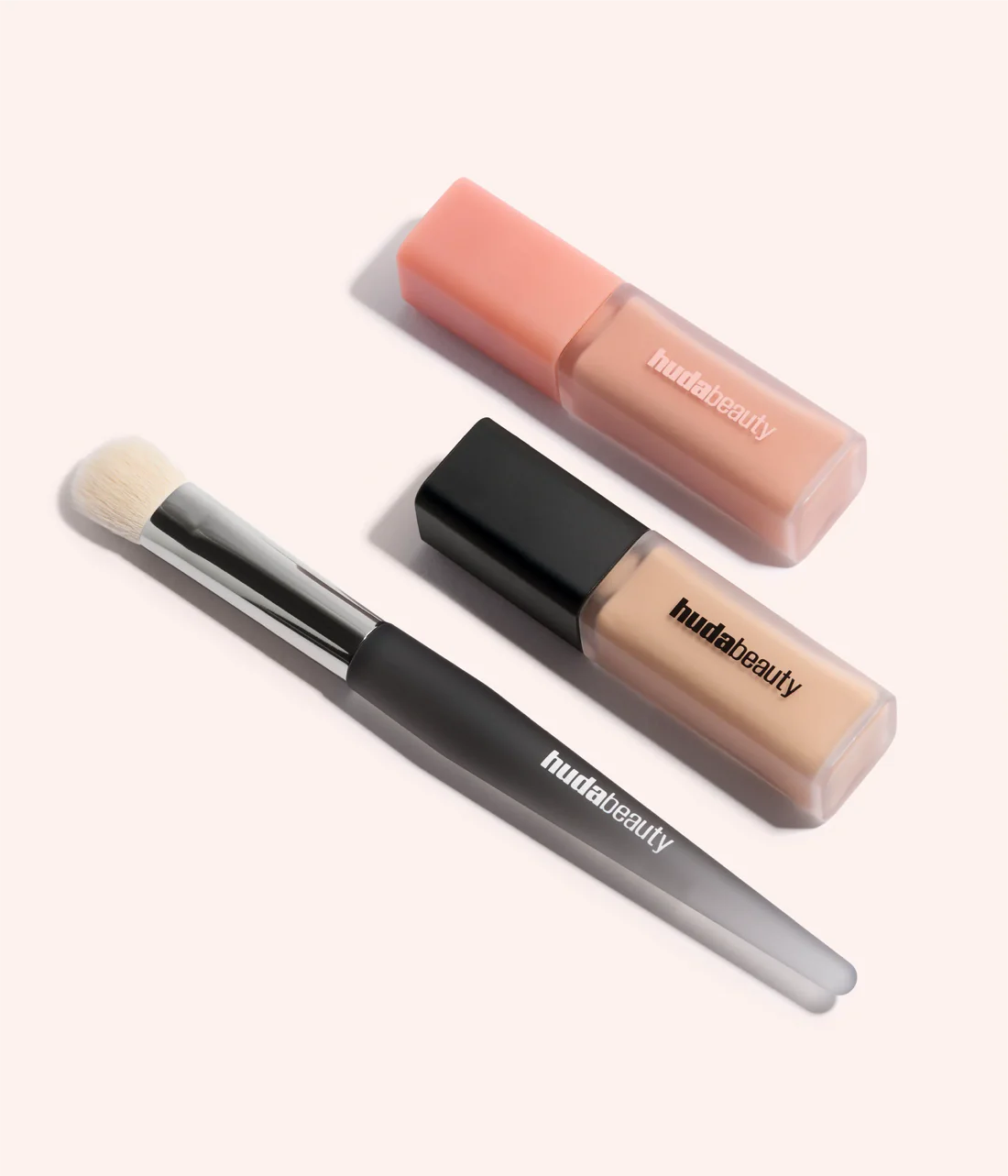 Huda Beauty Undereye Buff Brush