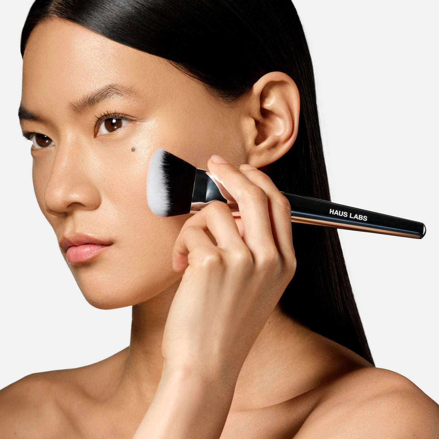 Haus Labs Foundation Brush